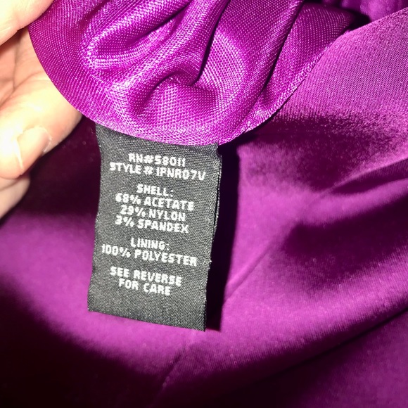 Dress - Picture 3 of 4